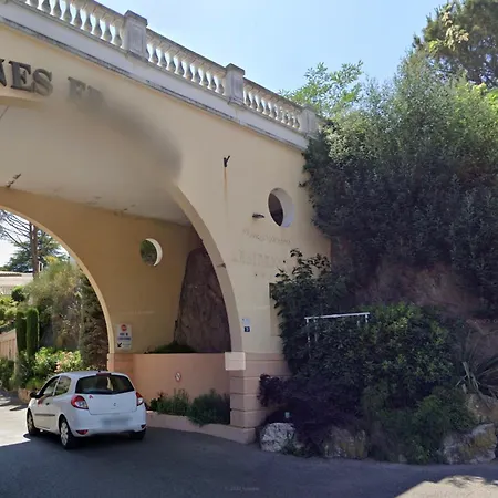 Les Ingres Scls - Parking, Piscine, Vue *