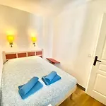 Les Ingres Scls - Parking, Piscine, Vue Apartamento